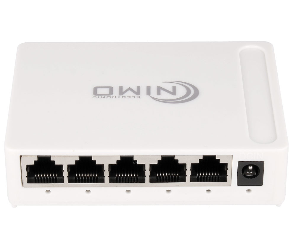 Switch 8 Puertos RJ45 100 / 1000 Mbps Nimo